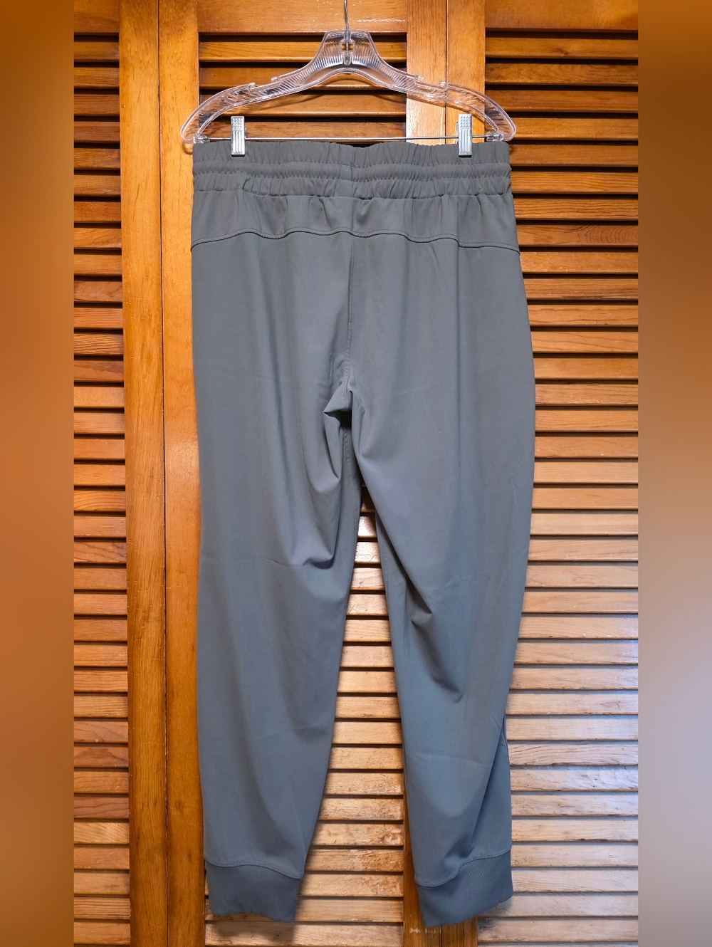 Member's Mark Women's Travel Jogger Olive Green Size L - Picture 2 of 16